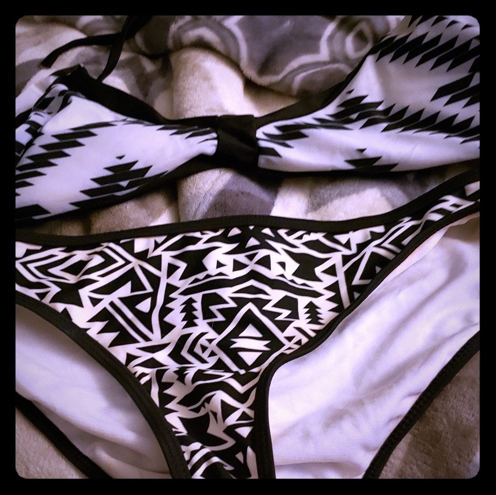 Swimming suit